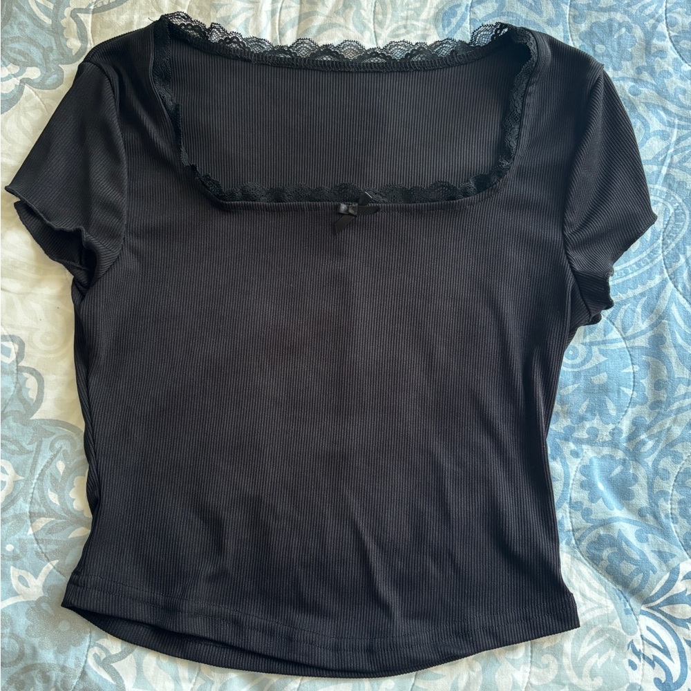 SHEIN Black Fitted Cap Sleeve Blouse